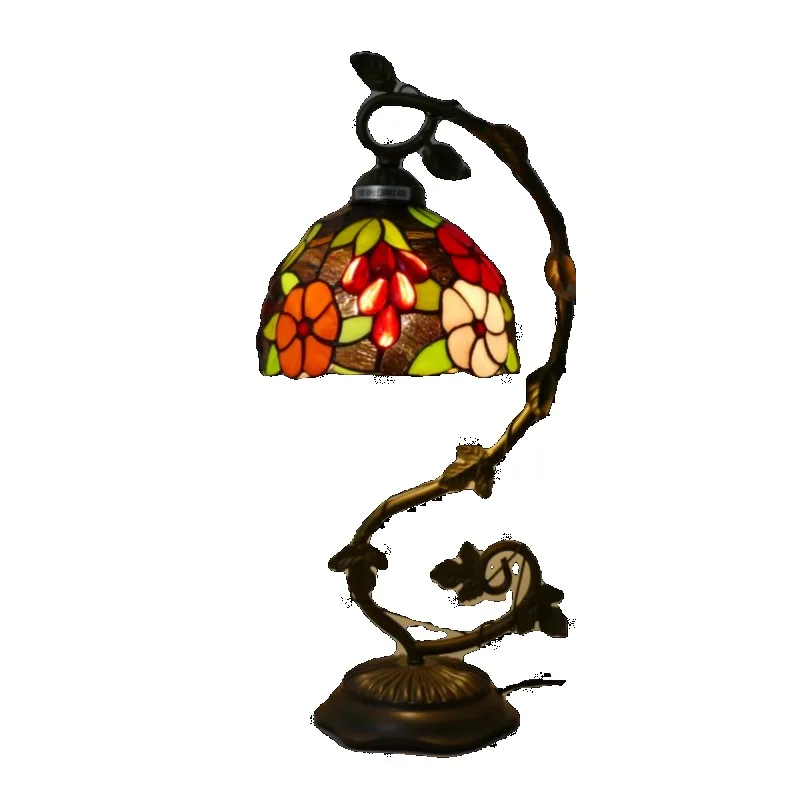 

European pastoral vine art French creative button console lamp stained glass bedroom study decoration