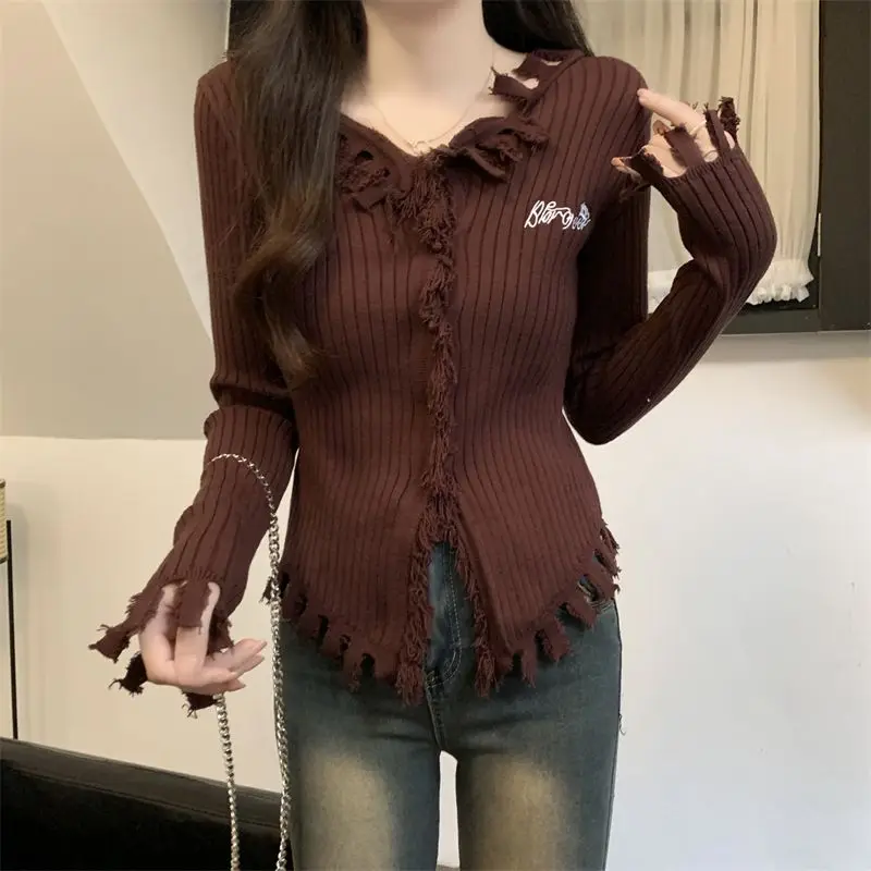

Autumn and Winter Solid Color Letter Embroidered Long-sleeved Fashionable and Elegant Fringed Knitted Bottoming Shirt for Women