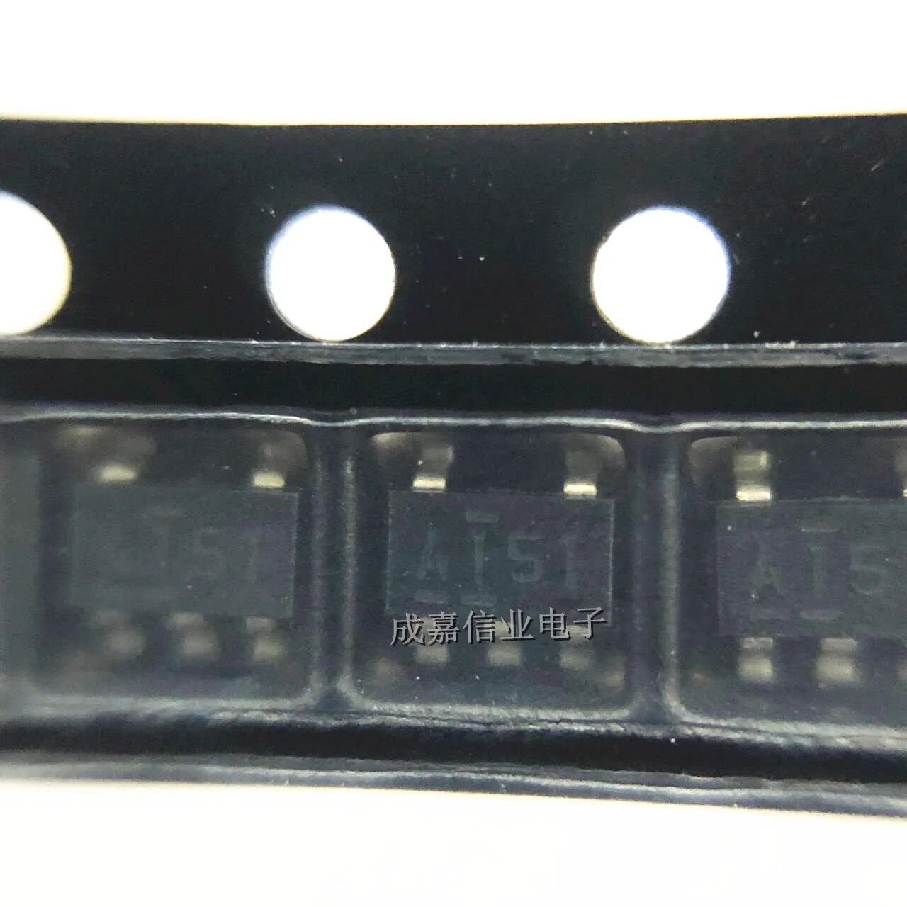 10pcs/Lot NJM2881F33-TE1 SOT-23-5 MARKING;A151 NJM2881F33 LDO Voltage Regulators LDO PMIC - Power Management ICs