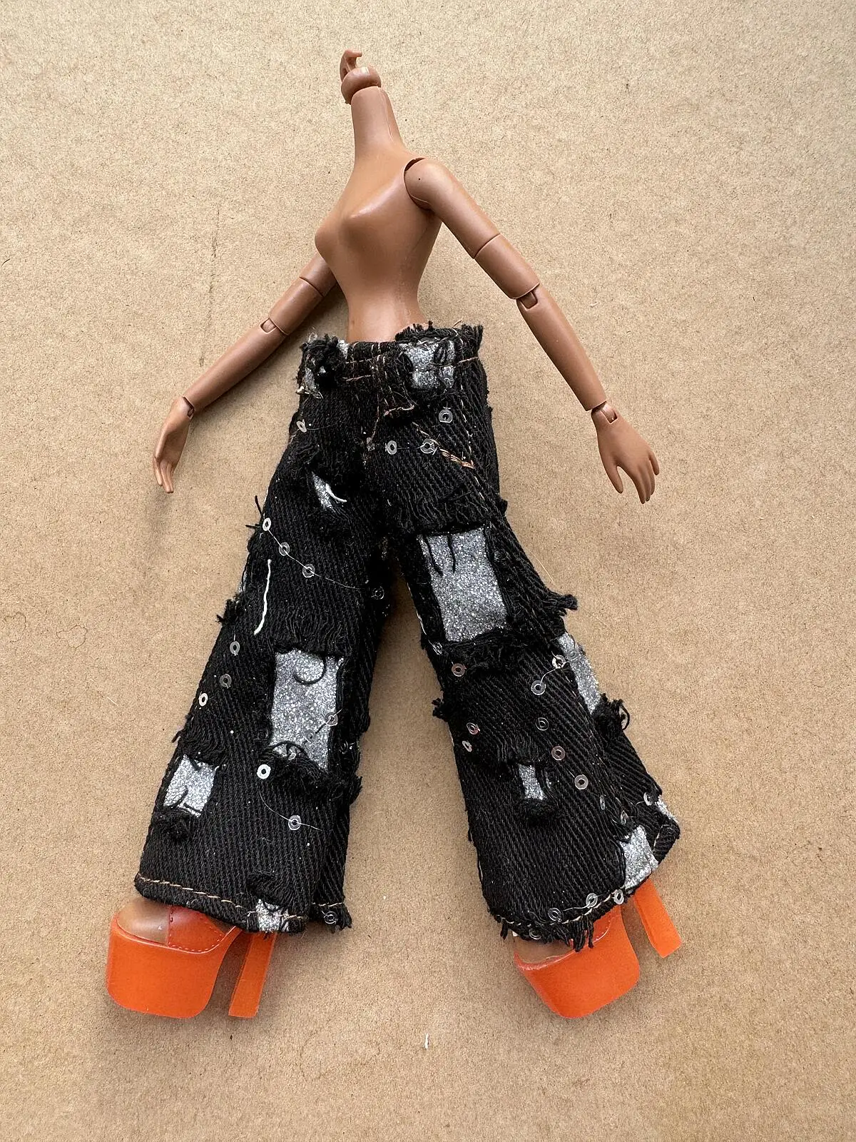 Vintage 1/6 Brasz Puppenhosen Zubehör Köpfe Sammlerstücke Puppenteile zum Individualisieren – Detail 19