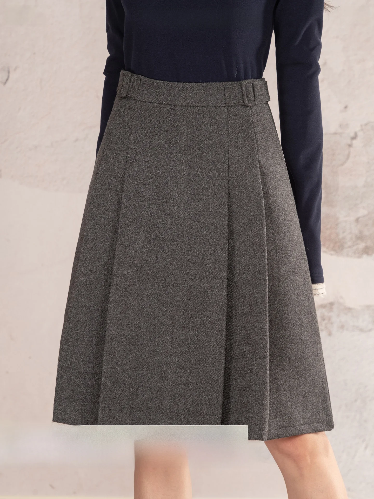 

Heynew ey Asymmetric Pleated High Waist Skirt Women's Winter New College Sle Cover Hip ort Skirt Ci Commute