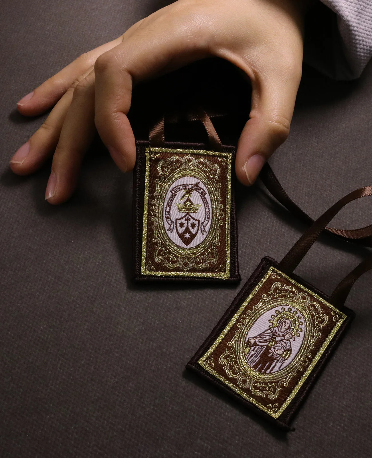 Diyalo 3 Stück/1 Stück katholische Unsere Liebe Frau Carmen und Heiliges Herz Jesu bestickte braune Landsapulare religiöse Schmuck Gebetsgeschenke – Detail 5
