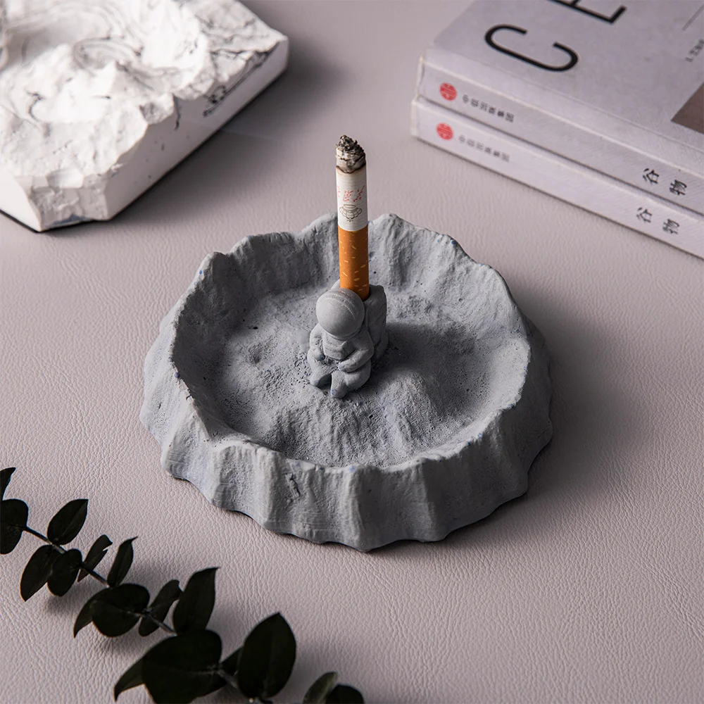 Minimalism Ashtray Outdoor Ashtray Room Smoking Accessories Design Tray Tobacco Ashtray Rack Home Accessories Outdoor Gadgets