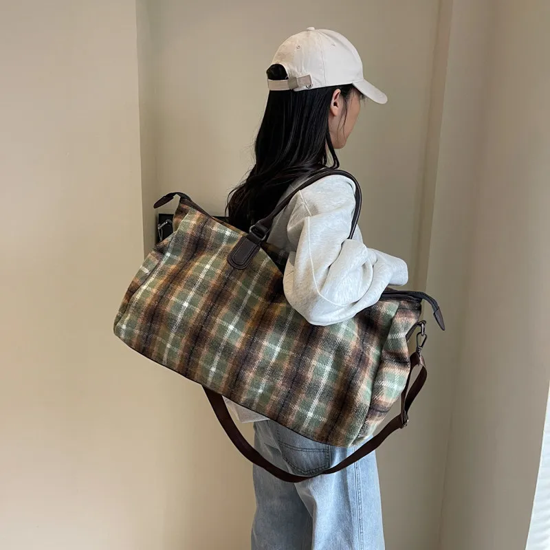 large-capacity-retro-plaid-woolen-handbag-women's-dormitory-luggage-bag-short-trip-bag-business-trip-handheld-bag