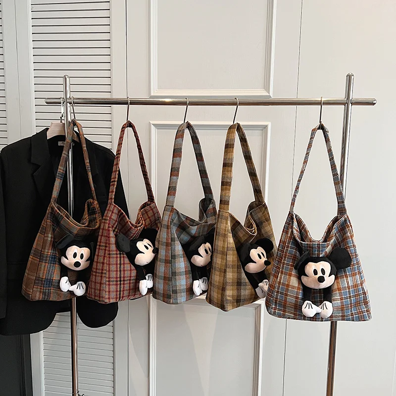 Disney autumn and winter Mickey Mouse retro fashion portable women's bag cartoon doll plaid simple versatile shoulder bag