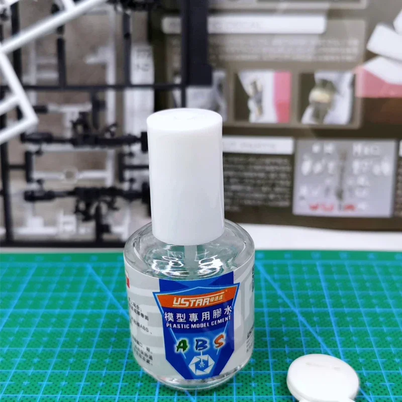 U-STAR UA-90109 Plastic Model Cement 20ml Model Specific Quick Drying Adhesive with Brush Model Making Glue for ABS AS Acrylic