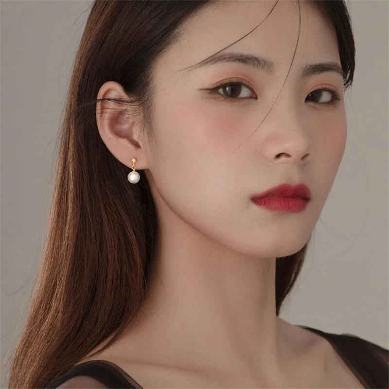 2023 New Cute Pearl Studs Drop Earrings for Women Silver Color Eardrop Minimalist Tiny Huggies Simple Wedding Fashion Jewelry