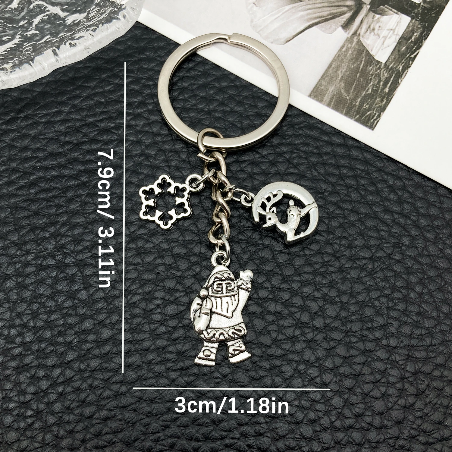 عيد الميلاد المفاتيح، جديد 1 قطعة العتيقة الفضة لطيف الكرتون جرس الرنة ندفة الثلج المينا المفاتيح حلية. #3