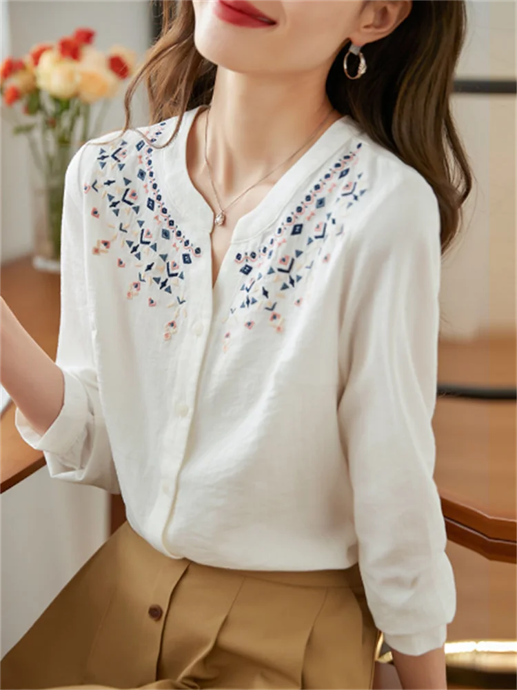 Long-sleeved White Shirt Female Blouses New Loose Shirt Covered Top Leisure Embroidered Blous OL Ethnic Cardigan Women Blouse