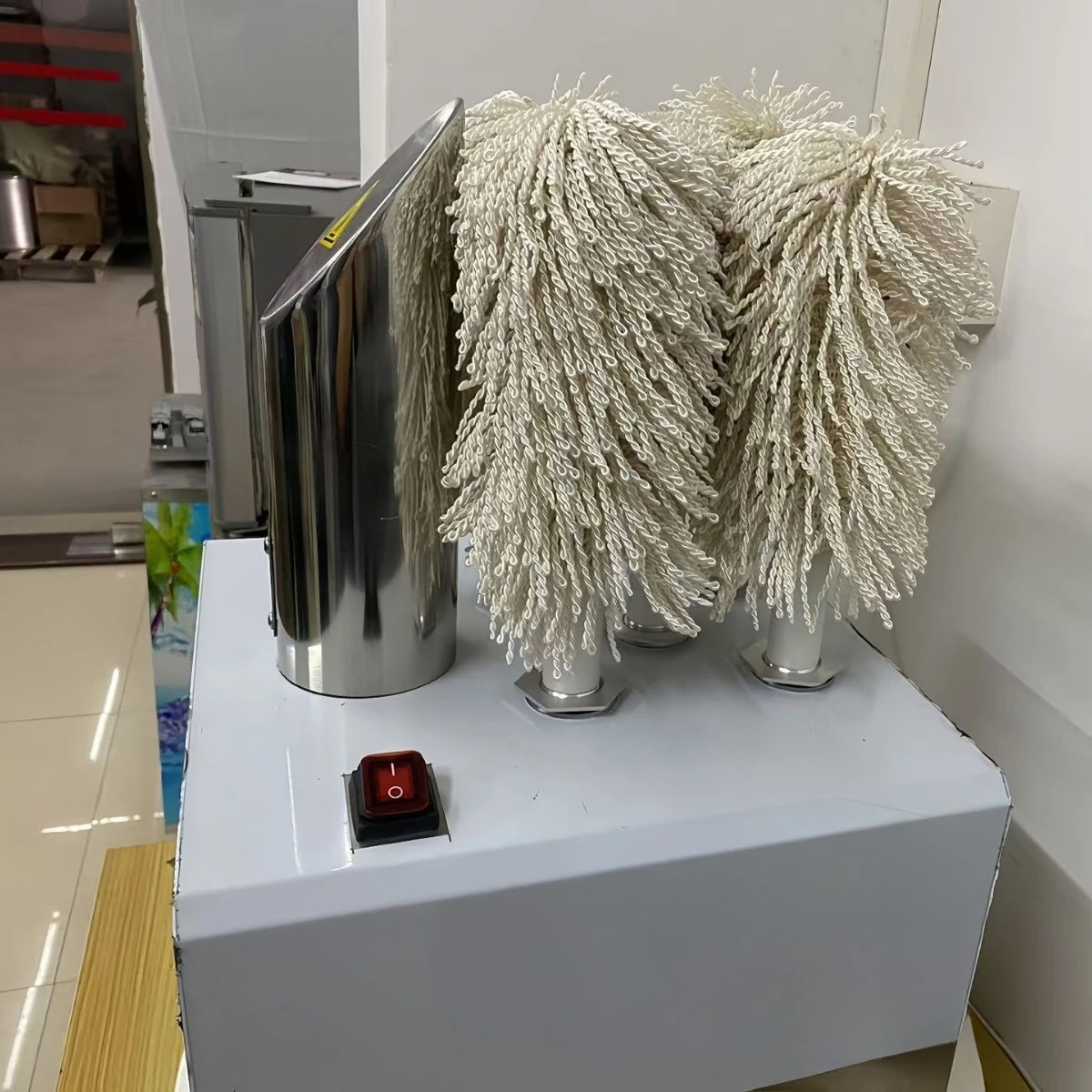 Full Electric Commercial Cup Wiper 3/5/8 Head Cleaning Equipment Bottle Glass Washer Dryer Polishing Machine