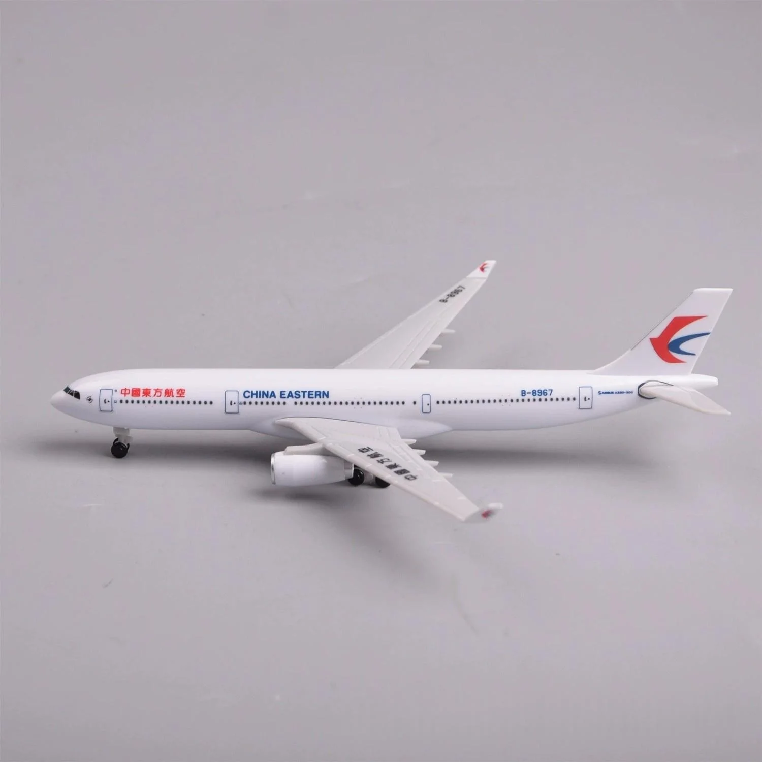 A330 China Eastern Airlines ABS Air bus 20cm Scale Aircraft  Adults Fun Collectible Miniatures Airplane Model Gift Displays