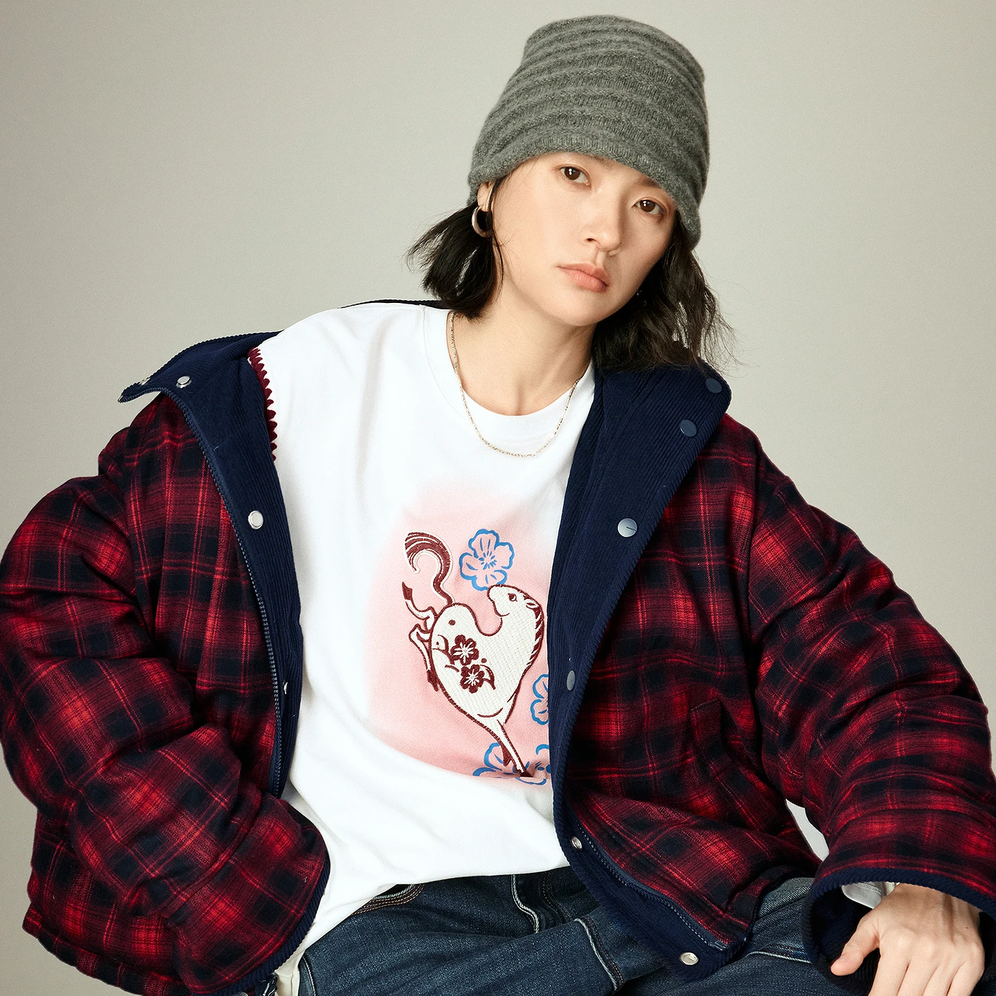 TOYOUTH Mengzhu Daji Capodanno Felpa con cappuccio co-branded per le donne 2025 Inverno Nuovo modello di ricamo giocoso Top in cotone ad alto grado