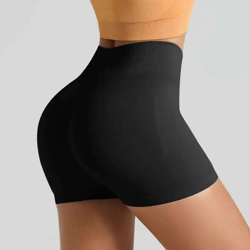 2025 Pantaloncini da yoga senza cuciture Materiale sottile Vita alta Sollevamento Alta elasticità per la corsa Design a tre punti Ideale per gli sport fitness