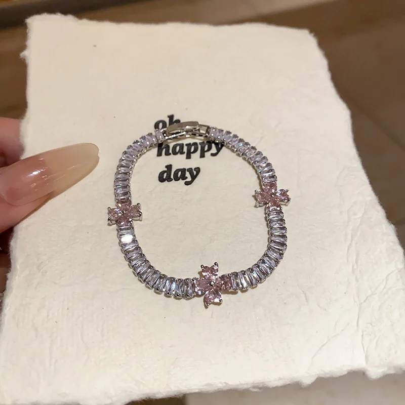 Sparkling Zircon Heart Flower Adjustable Cuff - Korean Style Dainty Statement Jewelry