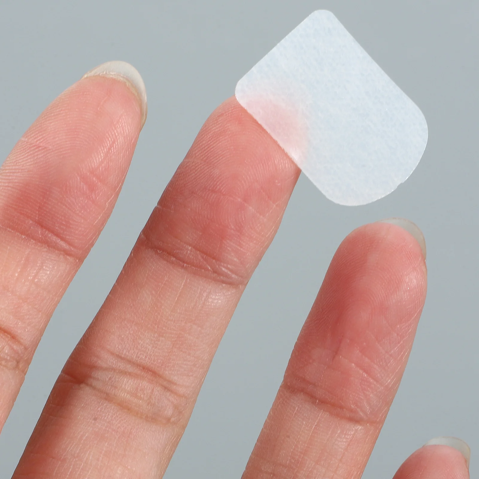 

4 Sheets Silicone Saxophone Mouthpieces Pads Soft Tooth Patch Reduce Discomfort Protect Alto Tenor Saxophone Mouthpieces