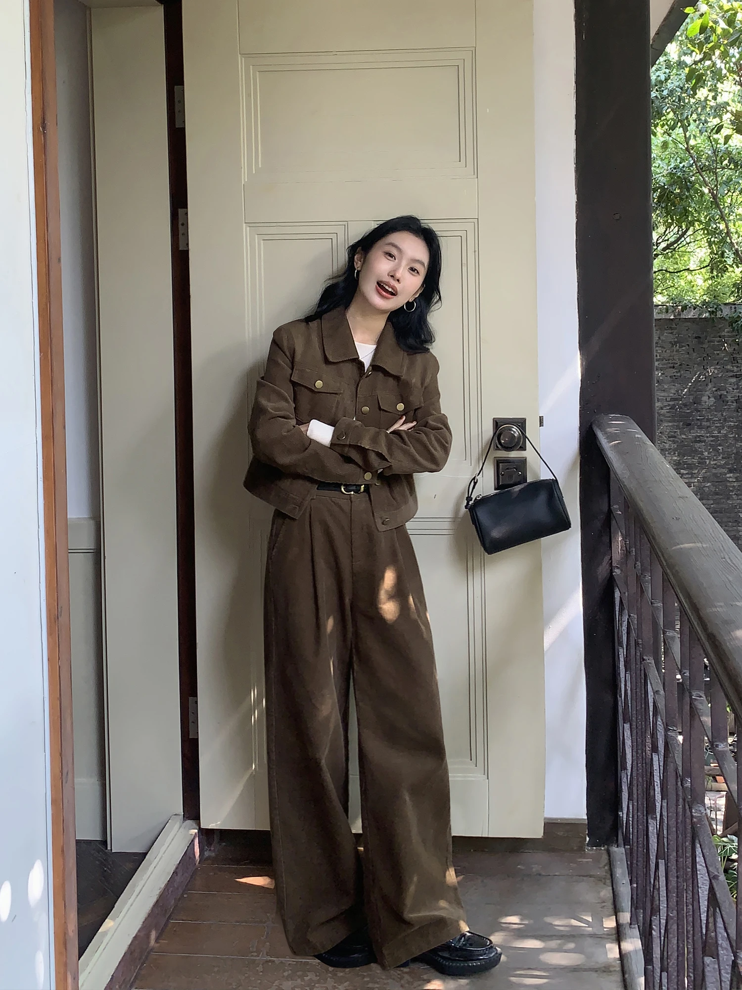 

Mulvan Retro Corduroy Jaet Women's ort Casual Loose Cotton Filled Top Button up Long Sve Straight Cut Autumn Faion