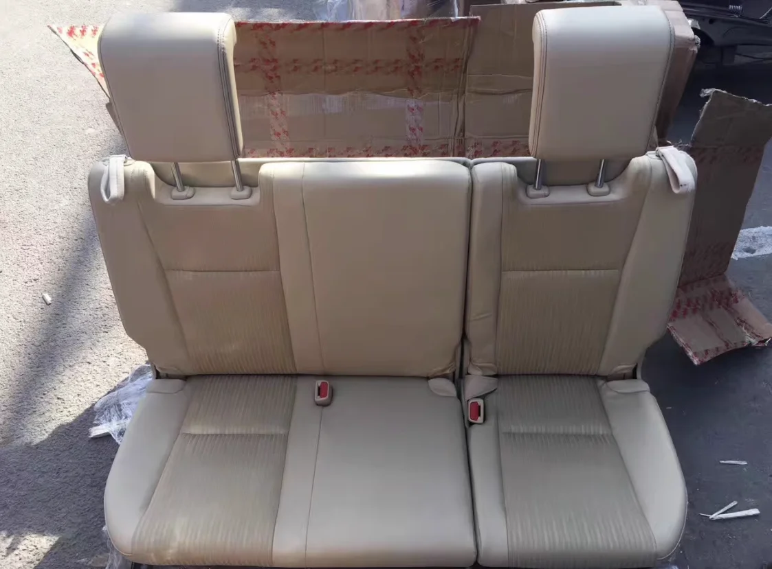 

Applicable to Toyota Highlander 09-22 models, the third row seats, rear seats, five seats, and seven seats are original disassem