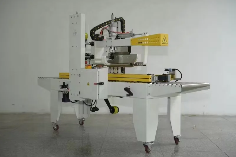 Automatic Small Case/Carton Boxes Tape Sealing Sealer Machine with Folding Flaps