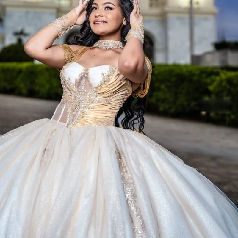 

Customized Light Champagne Dresses Off the Shoulder glitter applique crystal Long tail Vestido 15 Quinceanera