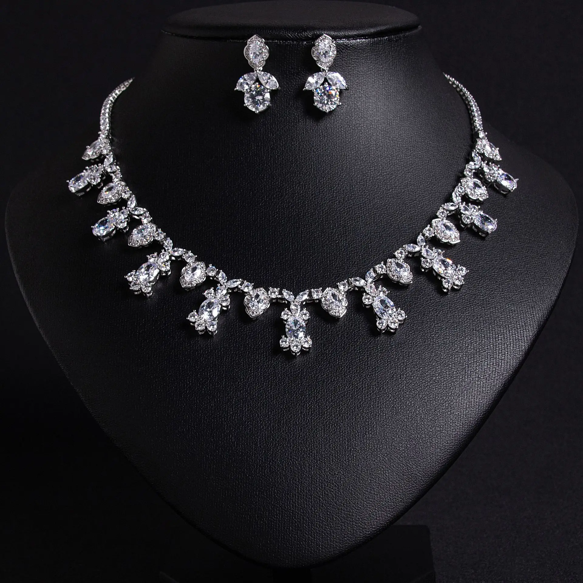 HIBRIDE Original Street Style Necklace Earrings Geometric Set Zirconium Set Bridal Wedding Cocktail Party Gift Accessories S-485