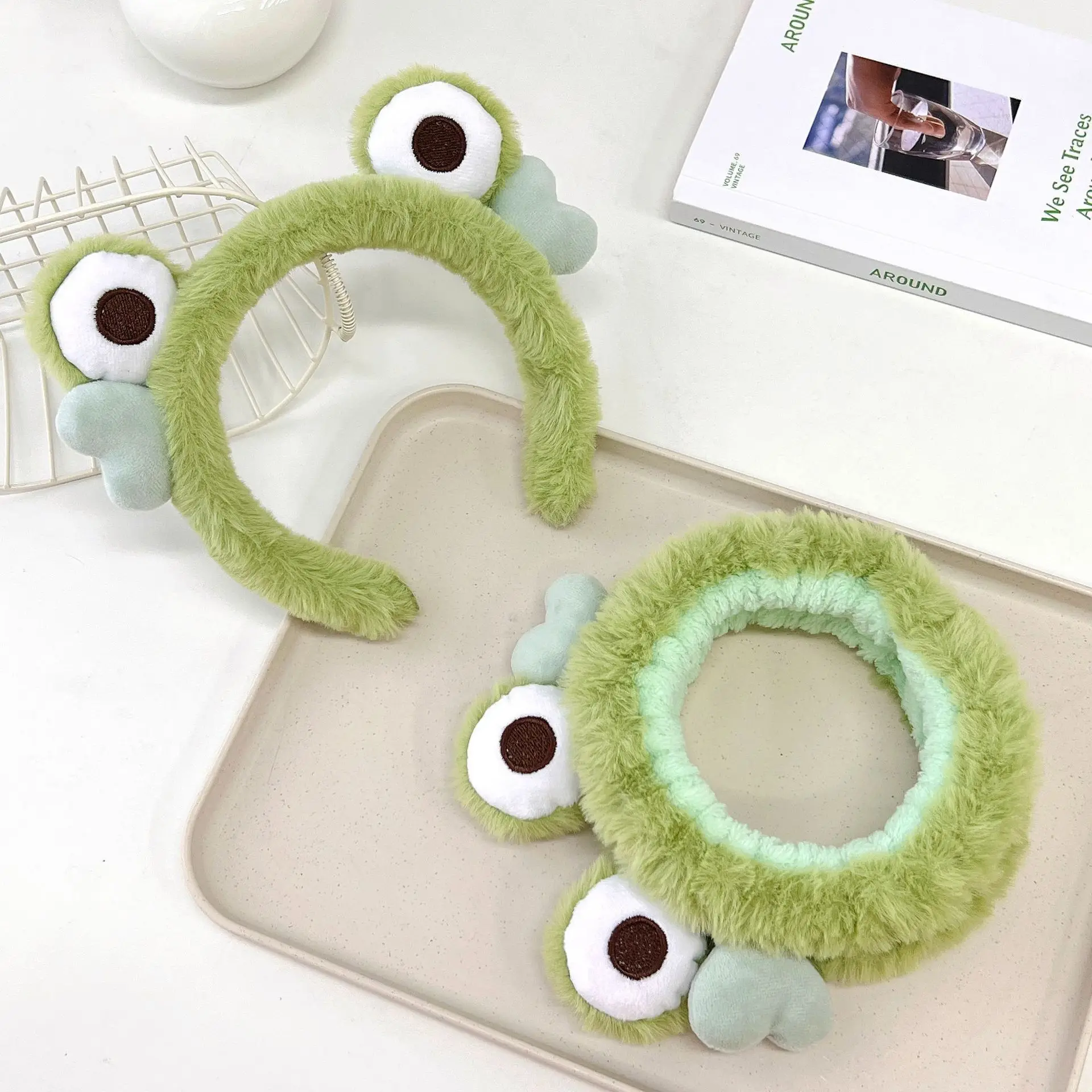 Plush Headband Wash Hair Band Green Frog Eyes Love Headband Girl Heart Cartoon Wash Face Hair Clip ﻿