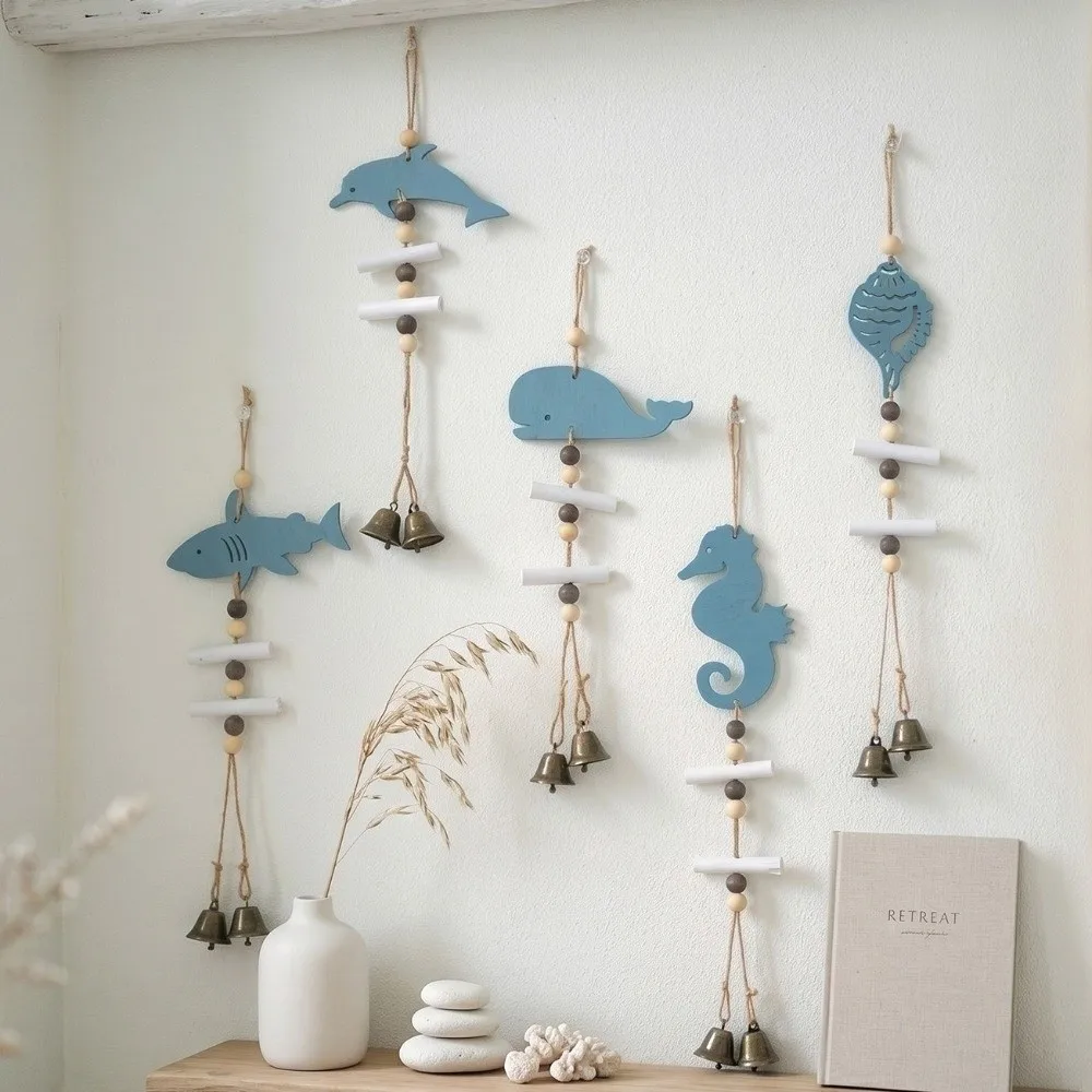 Mediterranean Style Wooden Ocean Pendants Ocean Themed with Bell Dolphin Wind Chimes Marine Animals Starfish Wall Hanging