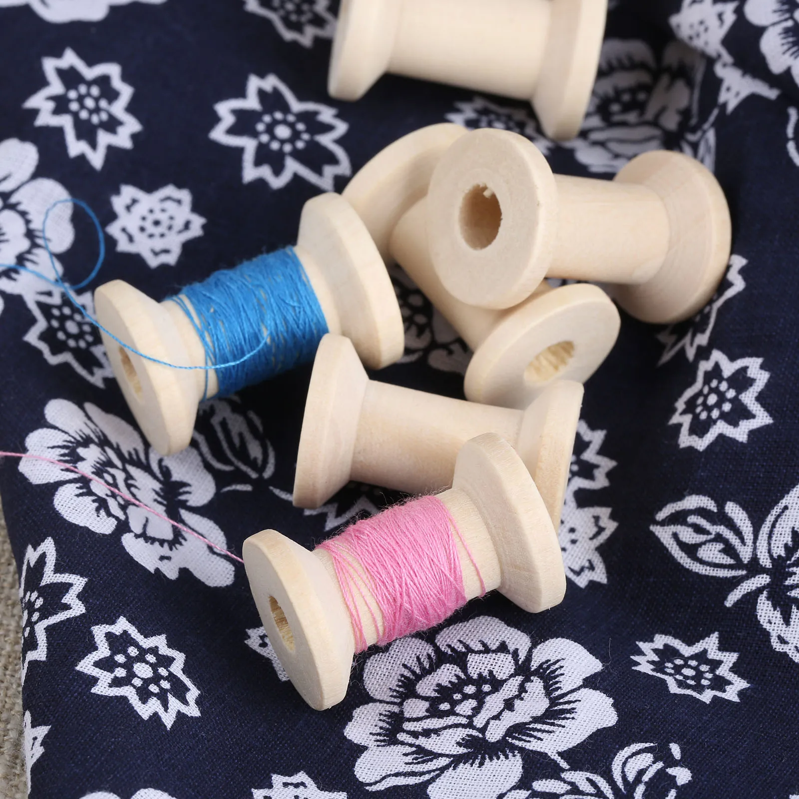 10Pcs Sewing Wooden Bobbins Spools Reels Vintage Style  For Sewing Ribbons Twine Wood Crafts Tools Thread Wire Tools