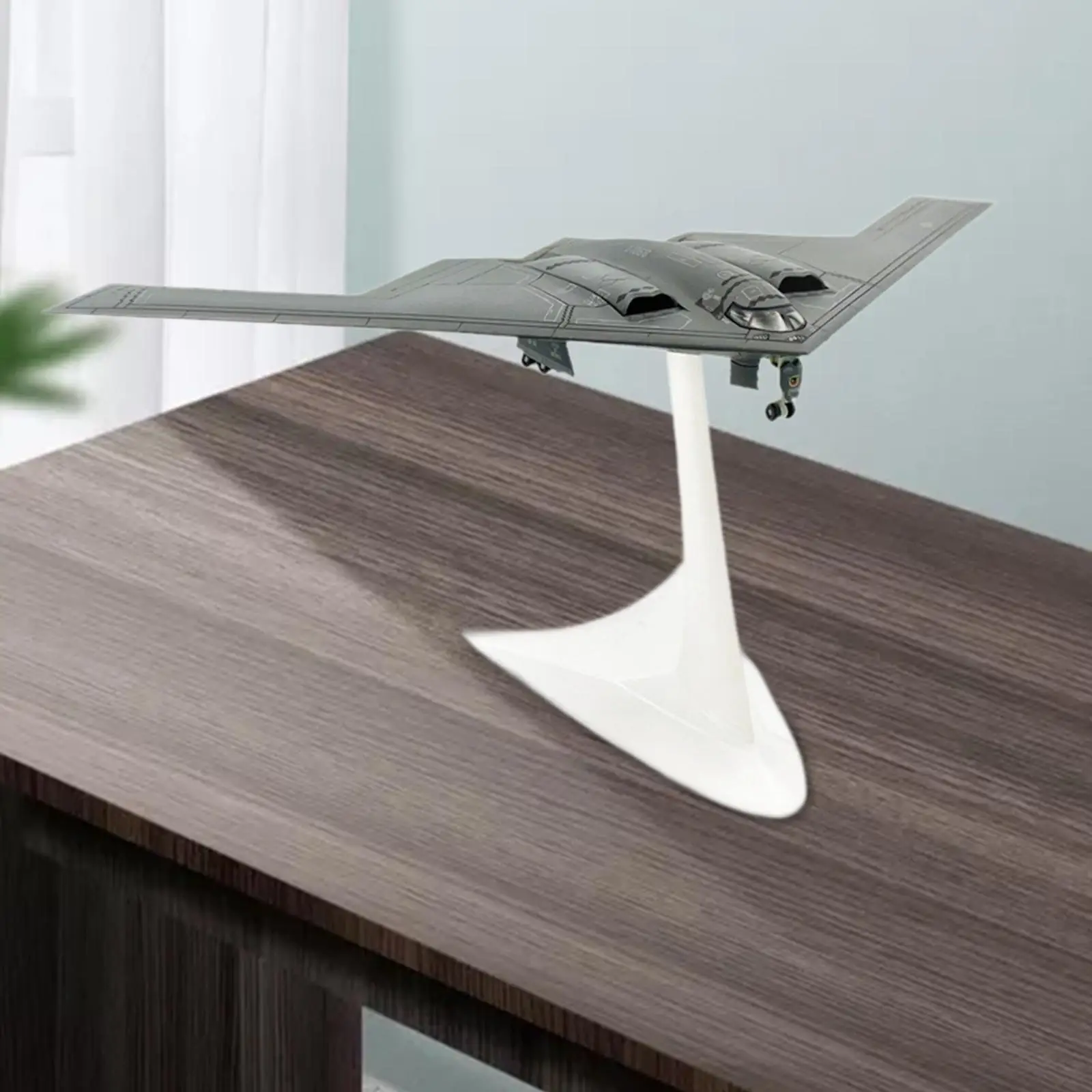 1/200 B-2A Bomber Desktop Decoration Alloy Aircraft for Bar Home Shelf