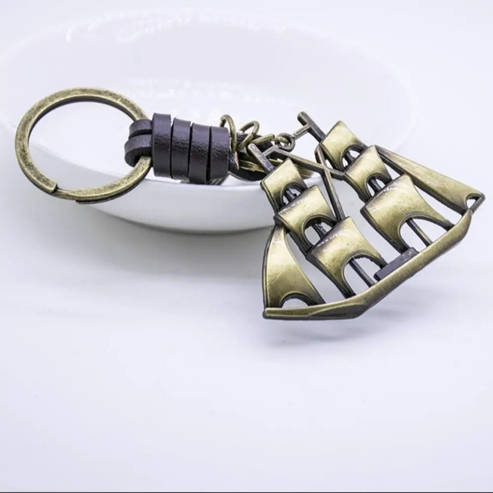 Alloy Pirate Ship Key Chain Genuine Leather Charm Fashion Vintage Keyring Hand-woven Bronze Vintage Skeleton Keychain