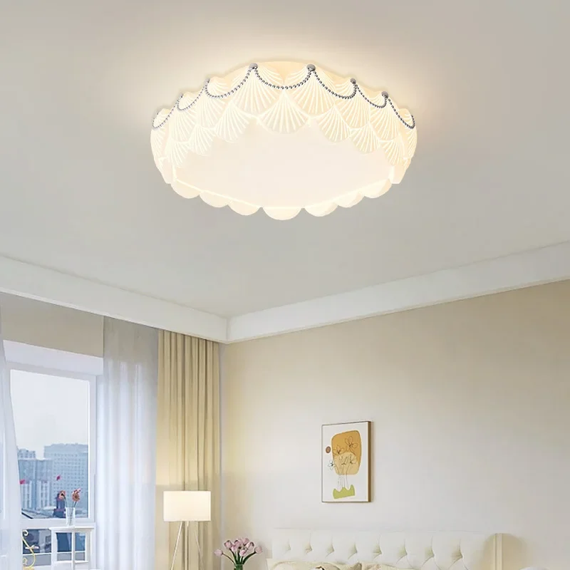 Modern minimalist creative shell hall ceiling lamp Nordic cream wind lamp group