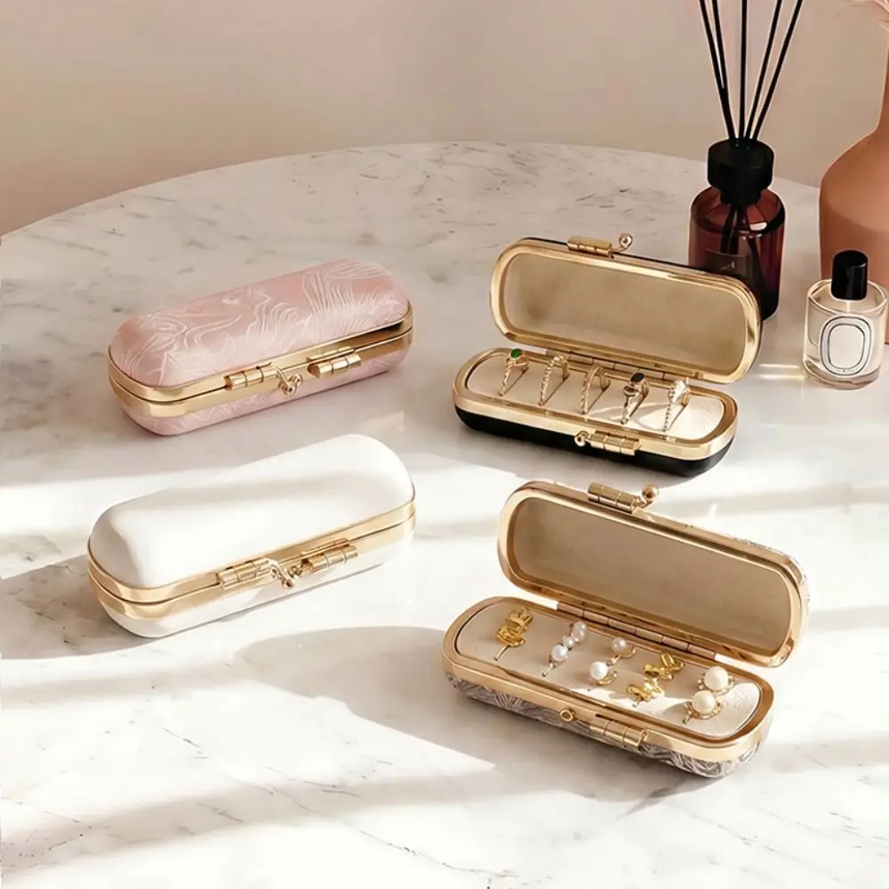 Compact Metal Frame Jewelry Carrying Box Clasp Closure Soft Lining Jewelry Case Hard Shell Floral Pattern Ring Case Daily Carry