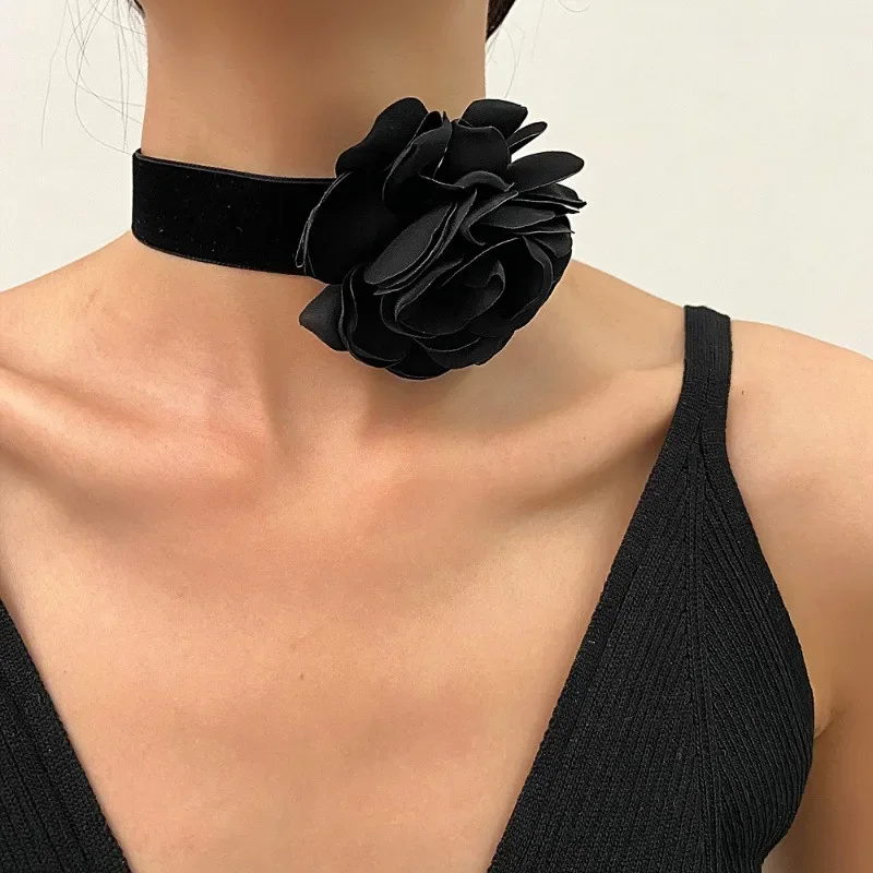 Fashion Big Rose Flower Necklace Black Red Pink Blue Velvet Necklace for Women Female Elegant Choker Collar Party Jewelry New