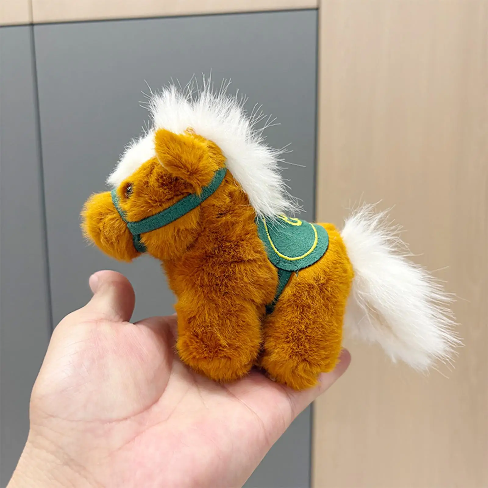 Plush Keychain 2026 New Year Animal Keyring 3.93in High Horse Purse Charm For Men Family Girlfriend Girl Boy Kids Birthday Tote