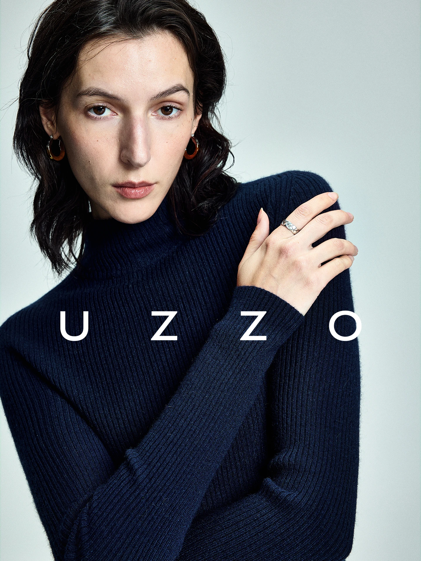 

UZZO Handmade Camere Knitted Base irt Loose Fit f High Collar Soft Warm Long Sve Commute Sle Regular Length Ladie...