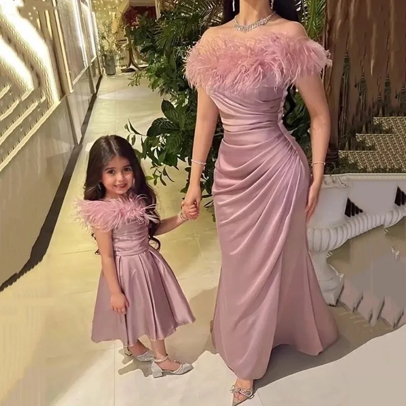 

Flora Dress Elegant Pink Satin Mermaid Formal Occasion Prom Dresses Feathers Off Shoulder Pleat Dubai Evening Party Gowns