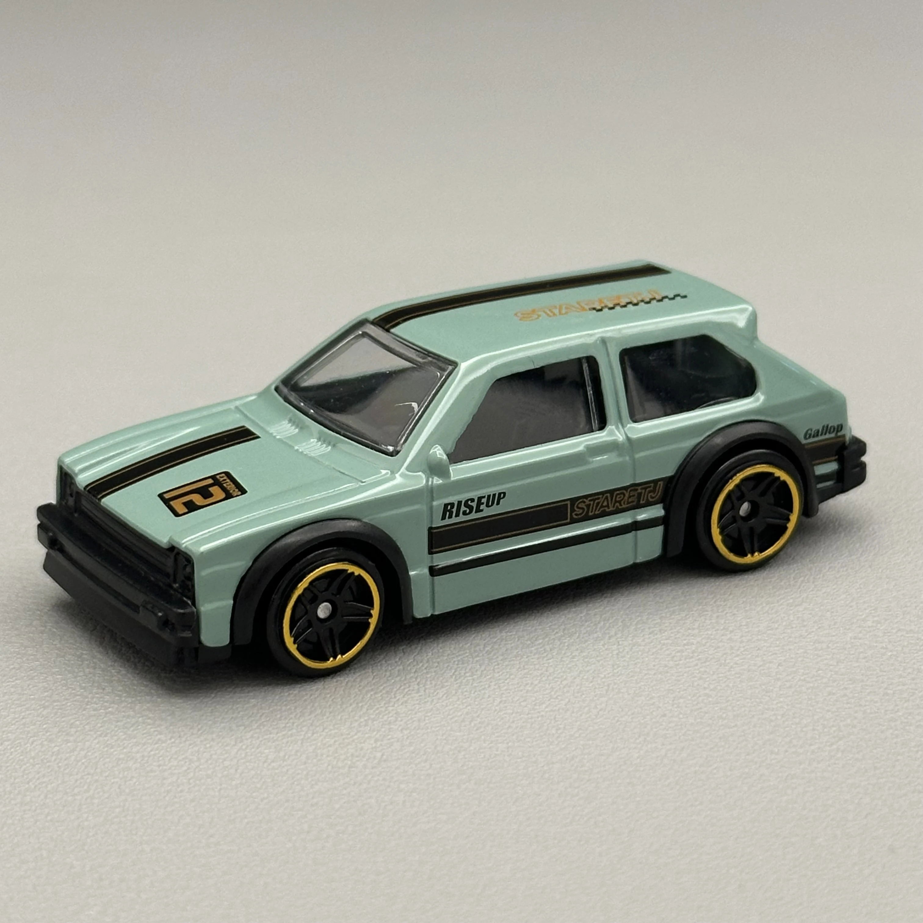 1/64 Scale Diecast Alloy Car Model MK2 Miniature Metal Vehicle Toy Realistic Collectible Gift For Children And Adult Collectors