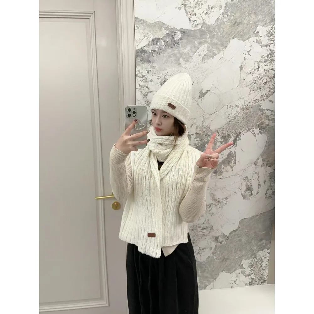 Luxury Master Hand-knitted Wool Scarf Hat Two-piece Set Women's Winter New All-match High-end Gift Warm Couple Neck Scarf