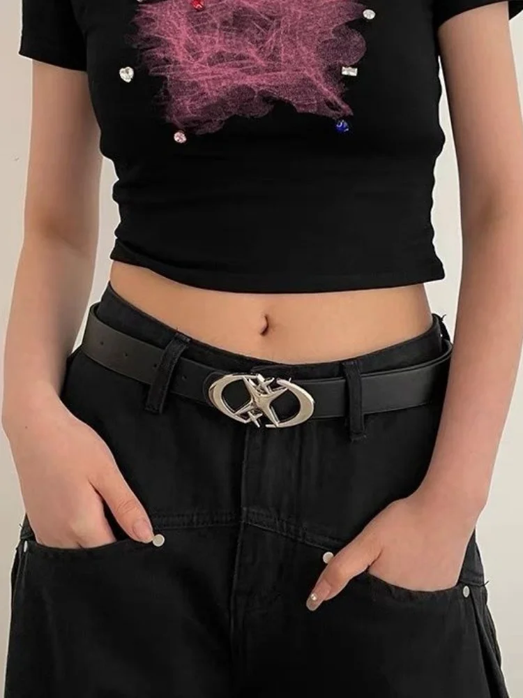 Stilvoller Gürtel mit ovaler Kreuz- und Metallschnalle, langlebig, einfach und universell kompatibel, Unisex-Geschenkidee für Männer und Frauen – Detail 2