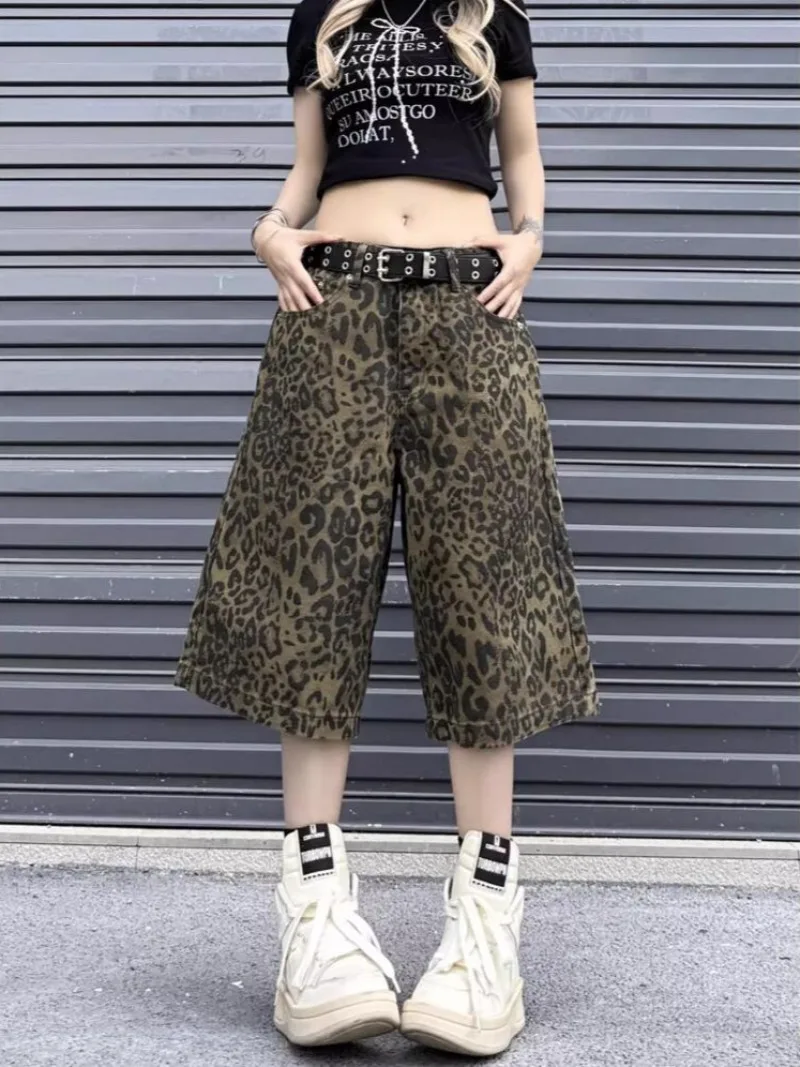 Vintage Leopard Print Design Seven-point Trousers Street Personality Trendy Jeans Shorts Women High Street American Fashion Jean