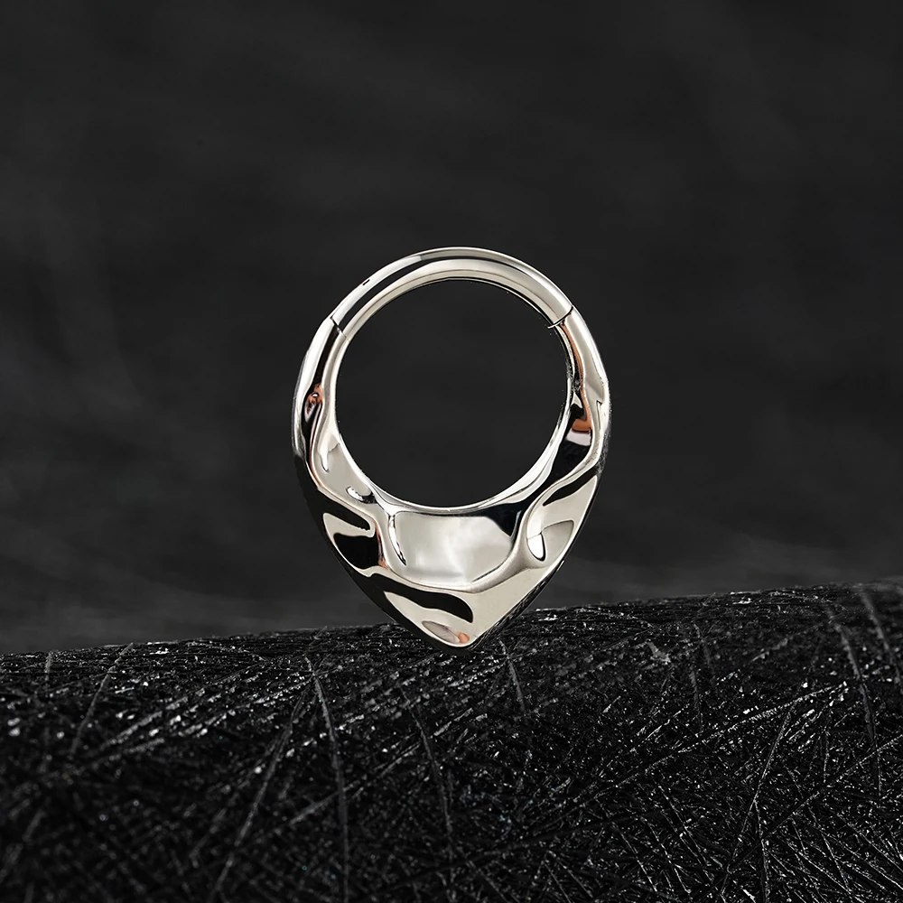 Grand ASTM F136 Titanium V Shaped Hammered Septum Nose Ring 16G Cartilage Clicker Earring 8/10mm Daith Hoop Helix Piercing