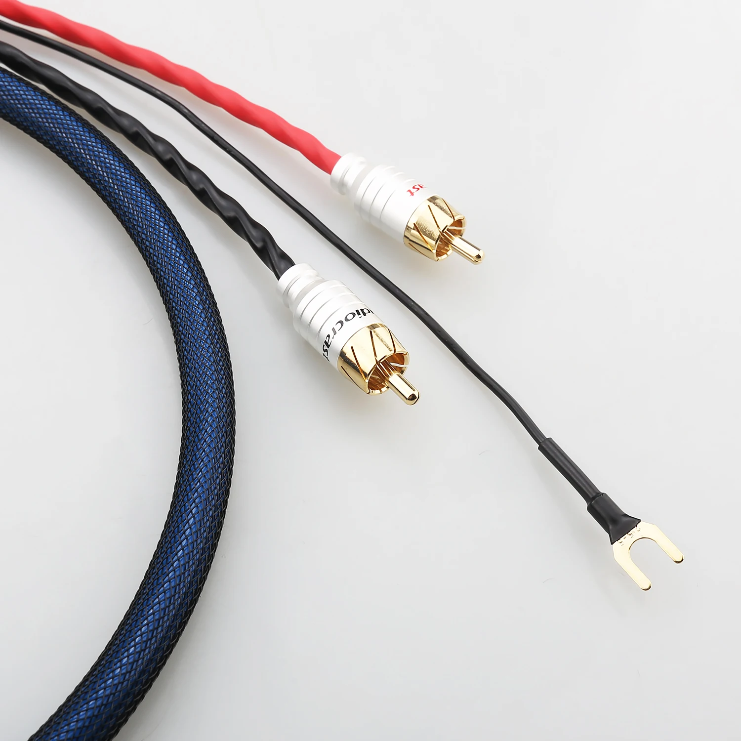 Kabel audio A10 HIFI 2RCA z przewodem uziemiającym, kabel do podłączenia gramofonu, wzmacniacza i obudowy, z pozłacanymi wtykami. — zdjęcie produktu 4