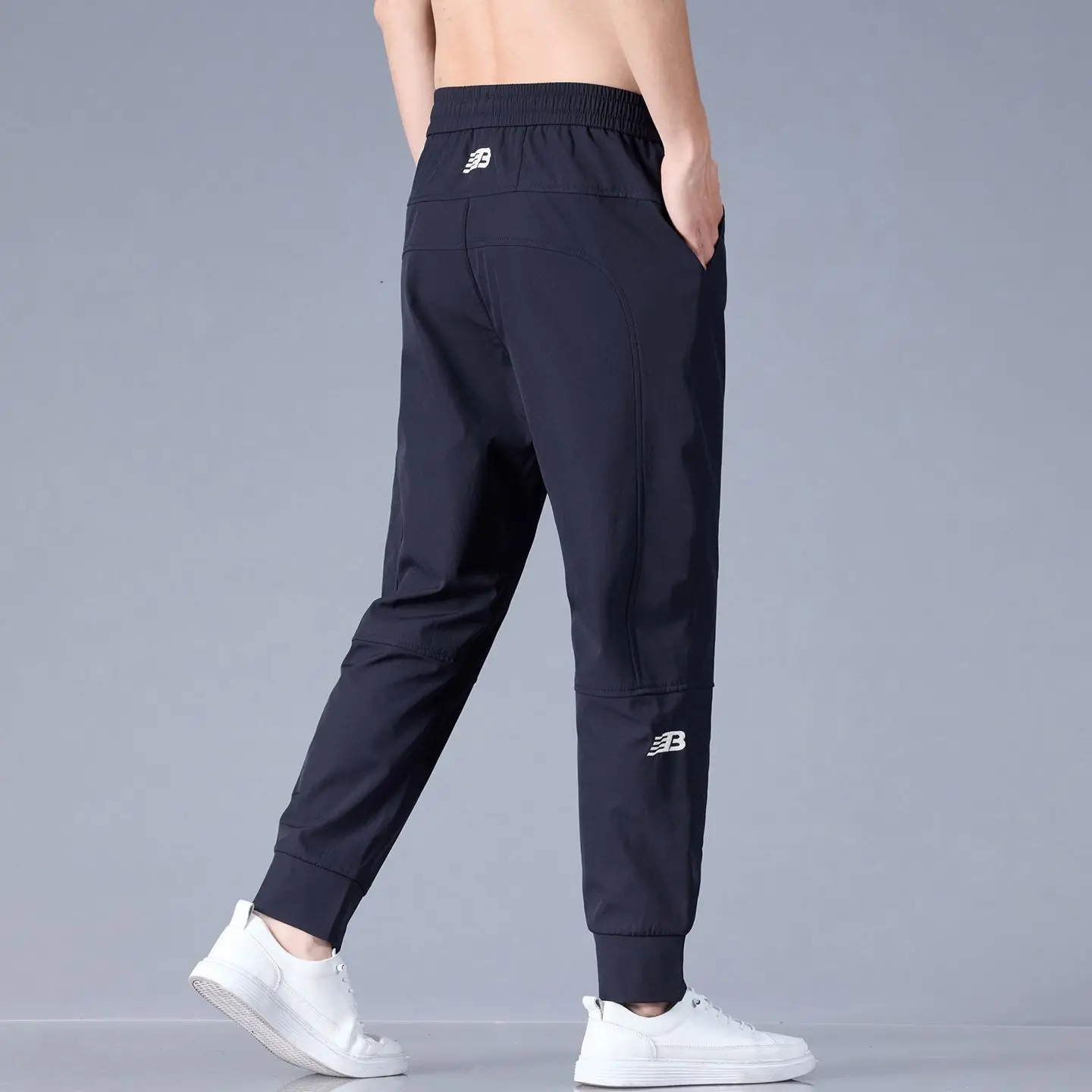 2026 Men's Ice Silk Elastic Waist Casual Pants Lightweight Breathable Summer Casual Joggers Streetwear Daily Wear Trousers Man