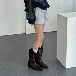 Retro Pointed Toe Western Cowboy Women's Boots Mid-Calf Short Boots Medium Heel Knight Boots Leather Upgraded Fall Season