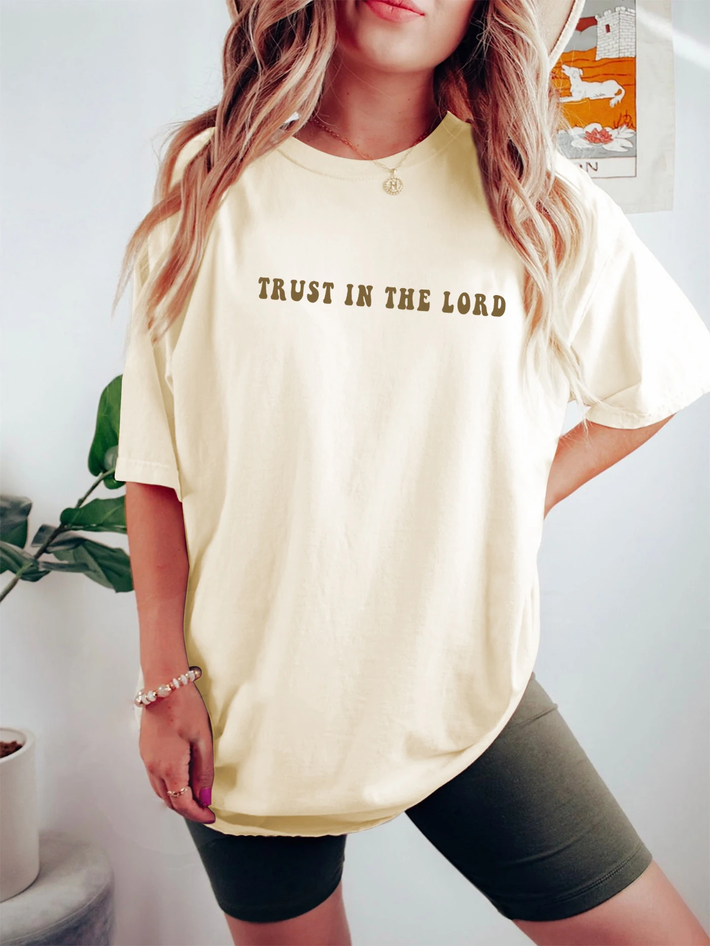 letter trees Loose Size Casual T-shirt, Women\'s Plus Slogan Print Round Neck Short Sleeve High Stretch T-shirt