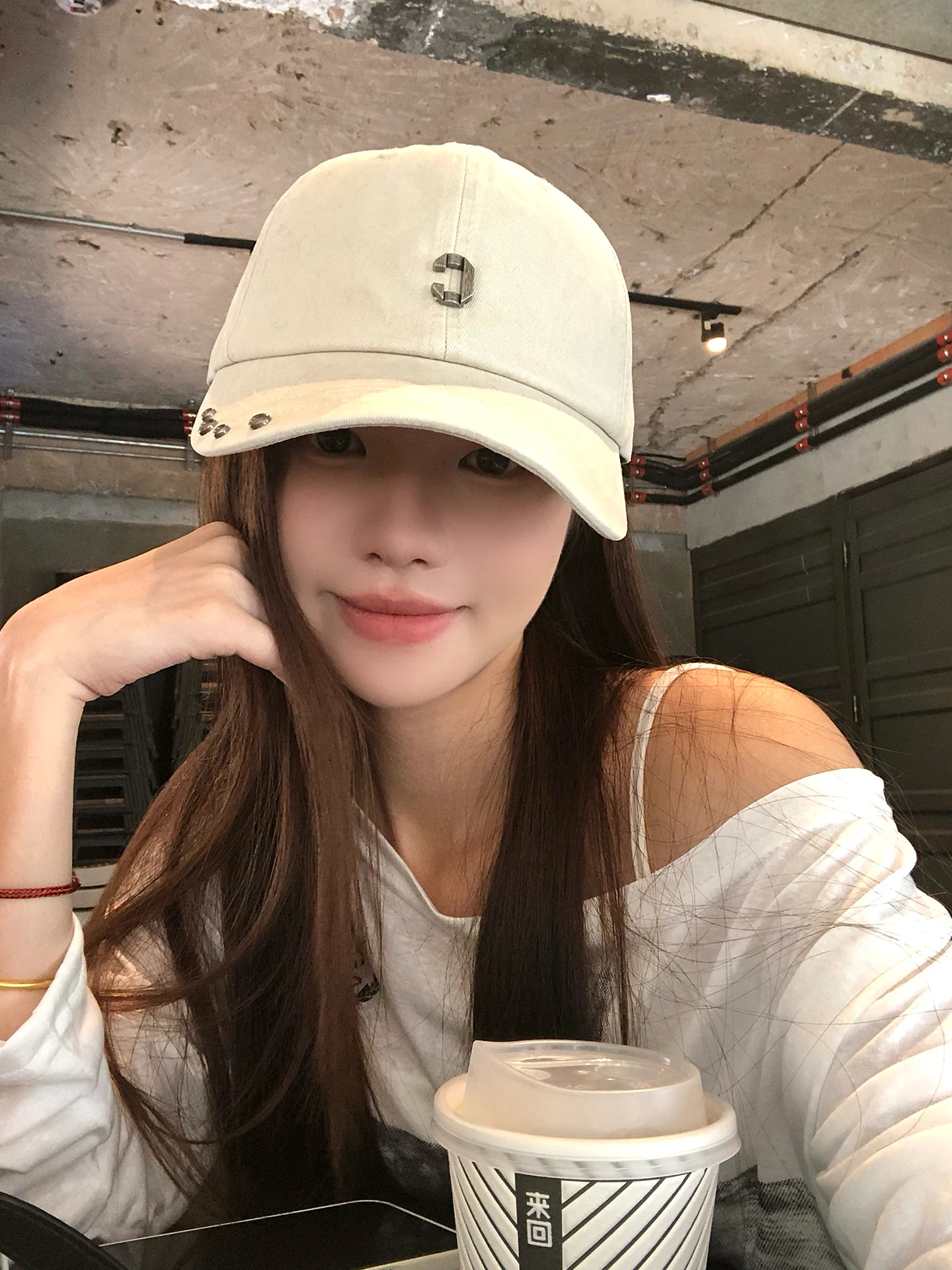 Simplified Design Hard Top Baseball Cap for Women Large Circumference Face Slimming Fashionable Duckbill Hat Casual Style