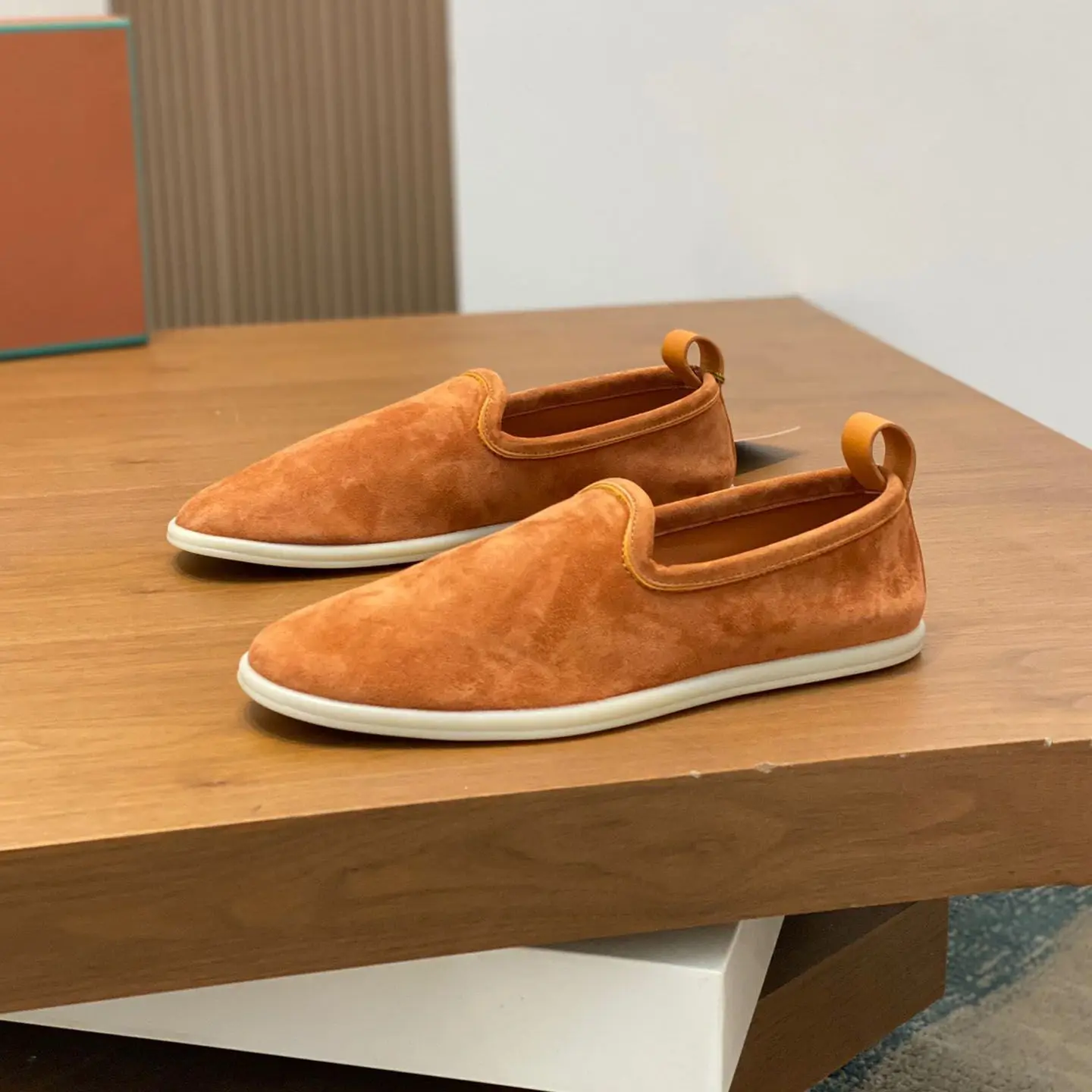 

2026 Breathable Slip On Shoes for Men Genuine Leather Lightweight Loafers Summer Casual Driving Espadrilles