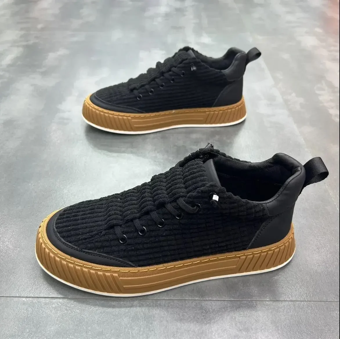 

Sports Shoes for Men, New Thick Soled Sports Shoes for Autumn and Winter 2024, Fashionable and Breathable Casual Board Shoes