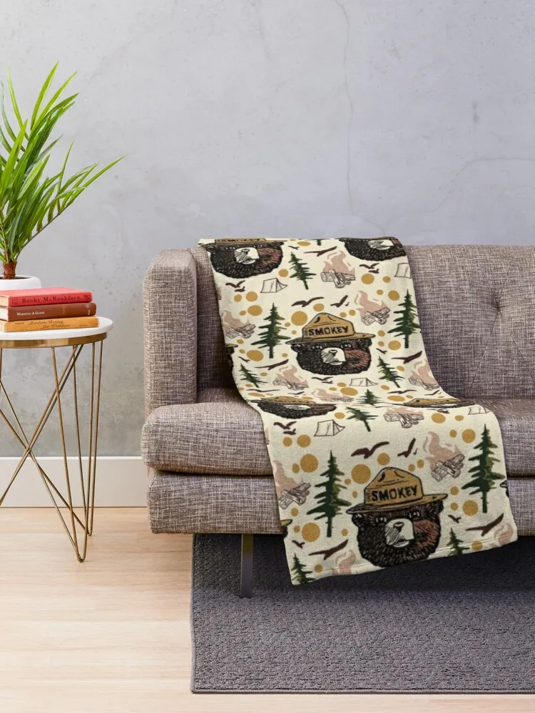 Retro Smokey bear pattern Throw Blanket Sleeping Bag Blanket Blanket Sofa