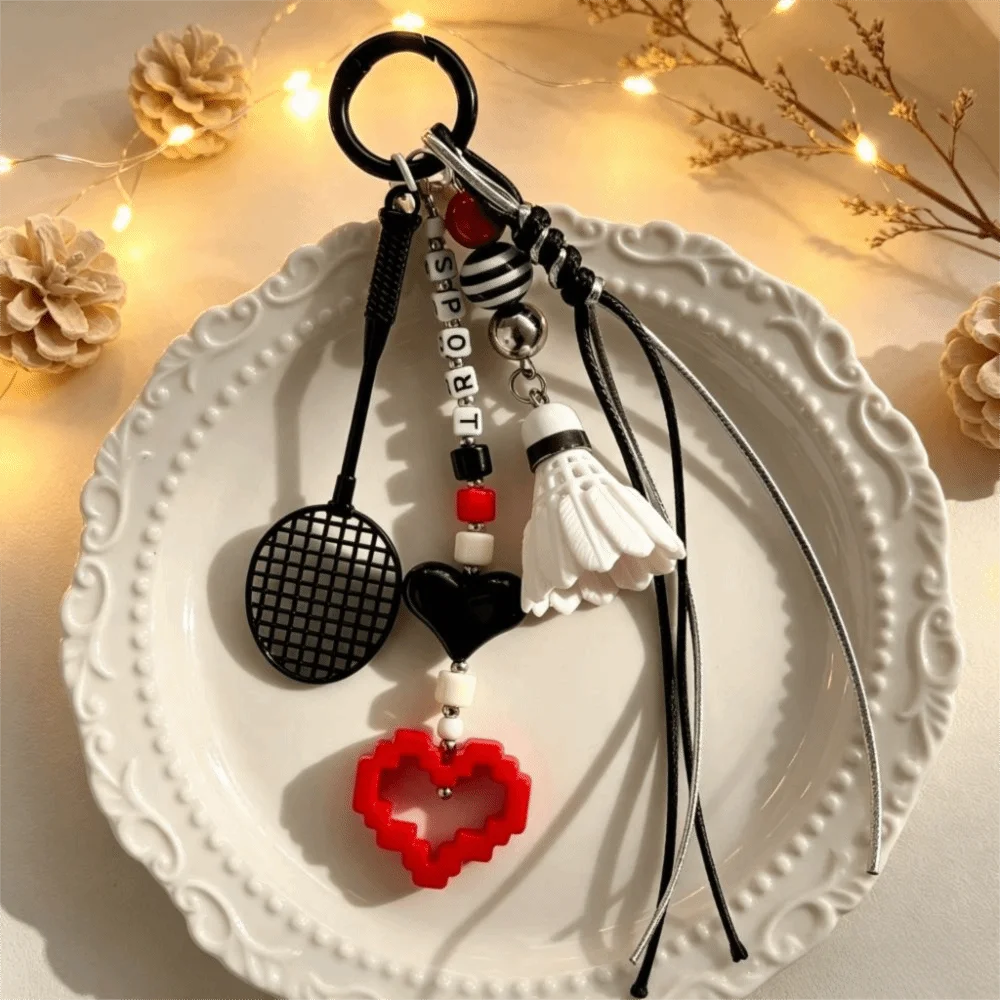 Metal Badminton Keychain Handmade Beaded Sport Racket Badminton Racket Keychain Unique Letter Beaded Badminton Racket Keyring