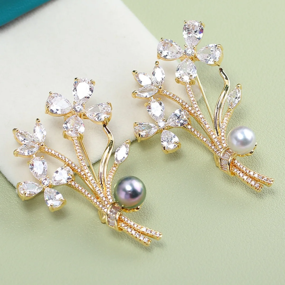 DIY Brooch Blank Brass Gold Plated Bouquet, Micro Pave Pin Base, Elegant Pearl Brooch Corsage Accessory